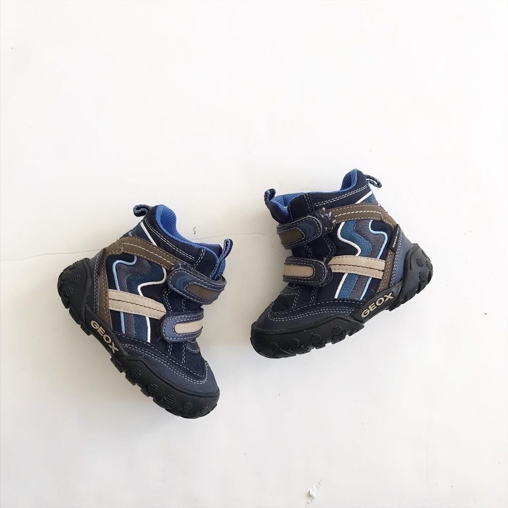 Goex blue/gray Geox Tex boots EUC size (22) 6.5